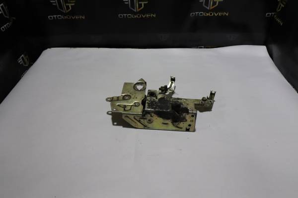 FORD TRANSİT 120 - 120 V ÇIKMA PARÇA TRANSİT V347 ÖN KAPI KİLİDİ